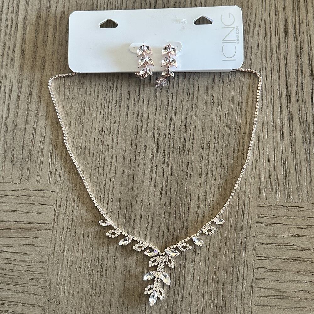 New Icing Rose Gold Tone Rhinestone Leaf Drop Necklace & Dangle‎ Earring Set